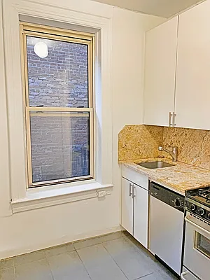 Rented by Corcoran | media 22