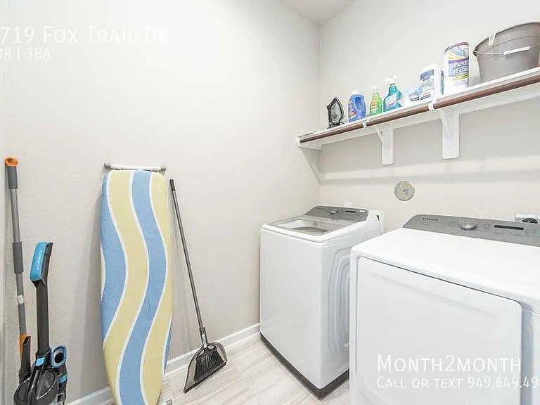 8719 Fox Trail Dr — Photo 19