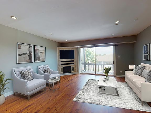 3rd image of 1100 E Randville Dr Unit 300