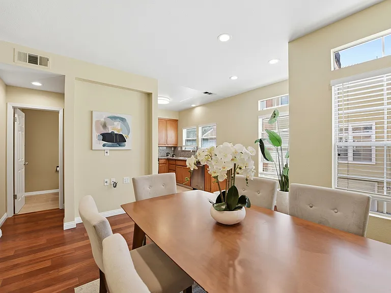 3488 Hart Cmn — Photo 10