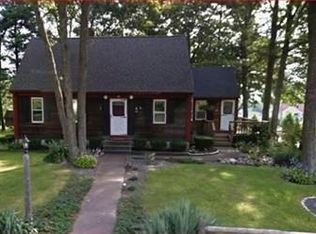 42 Fairway Dr, Acushnet, MA 02743