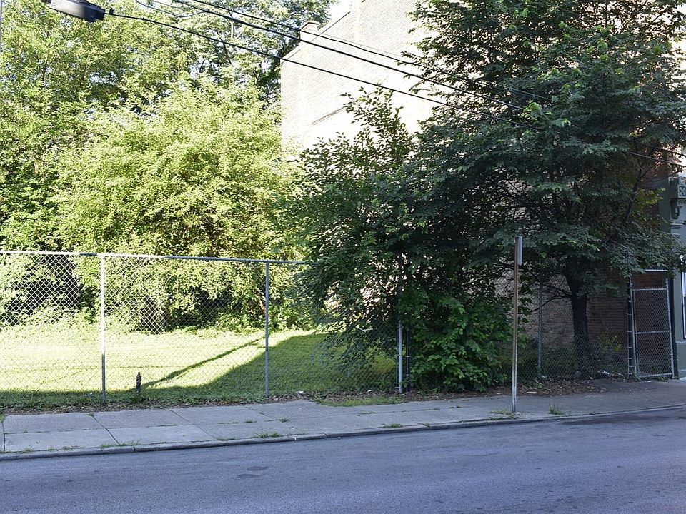 2nd image of 11 W McMicken Ave