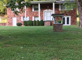 3853 Green Valley Rd, Huntington, WV 25701