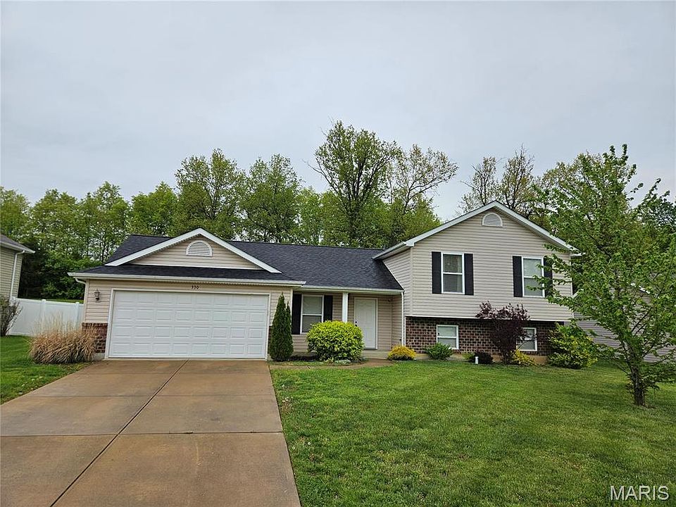 1st image of 330 Gardenia Dr