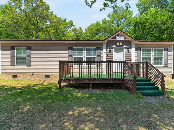 212 Cricket Rd, Swansea, SC 29160