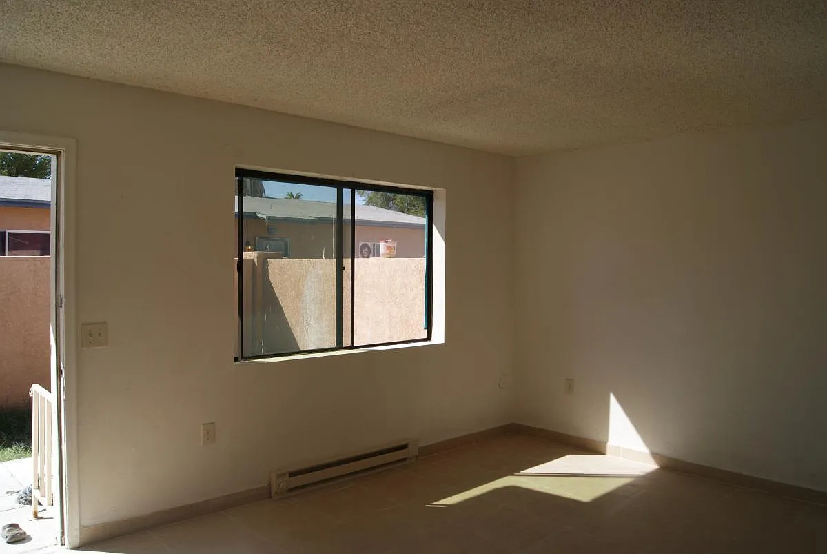 4423 E Bellevue St — Photo 3