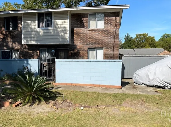 1 Lewis Drive, Savannah, GA 31406