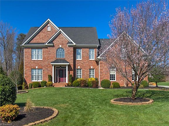 3rd image of 8214 William Wallace Dr