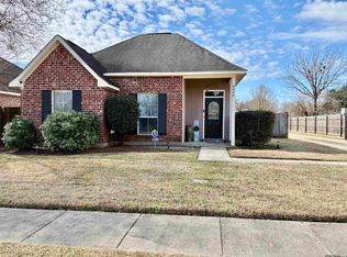 9456 Crandon Dr, Baton Rouge, LA 70810