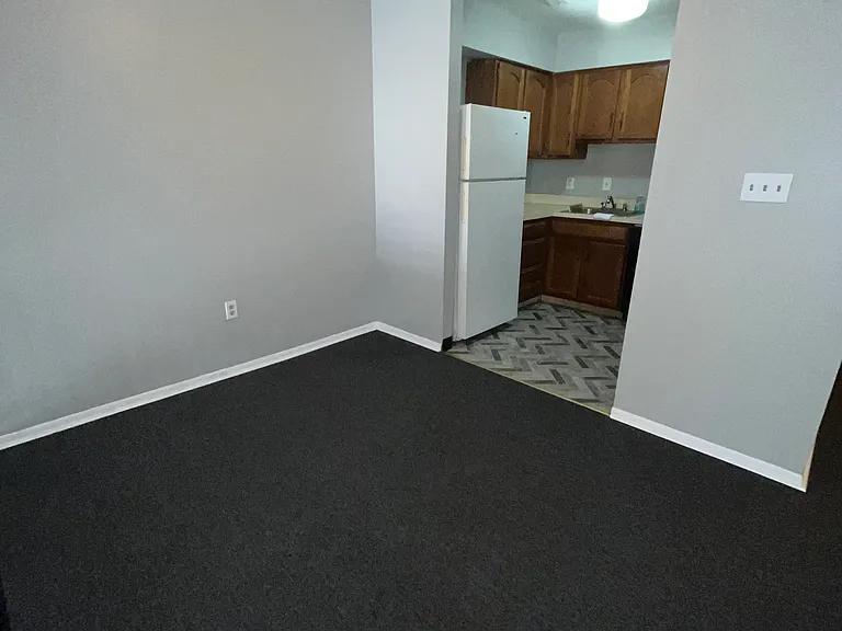 169 Parker Ave #B — Photo 6