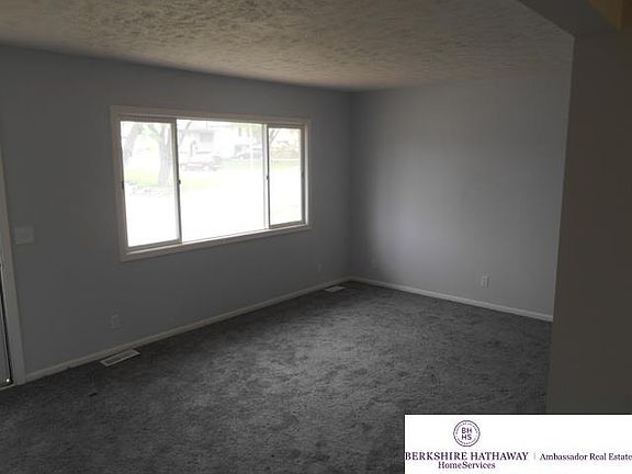 4th image of 7517 S 76th Ave