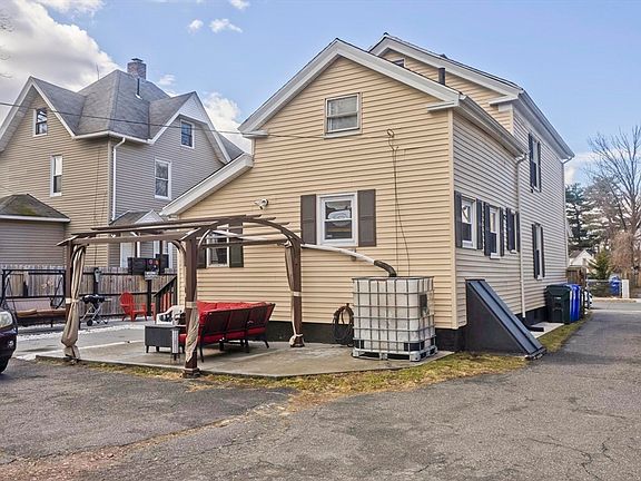 5th image of 15 Florida St