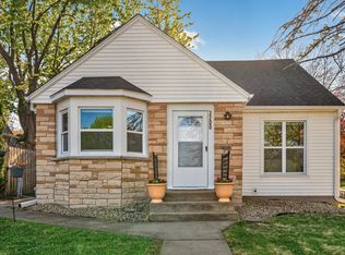 3200 Ewing Ave N, Robbinsdale, MN 55422