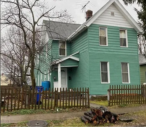 7111 Elton Ave Photo 1