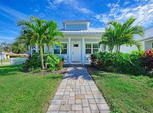 701 21st St W, Bradenton, FL 34205