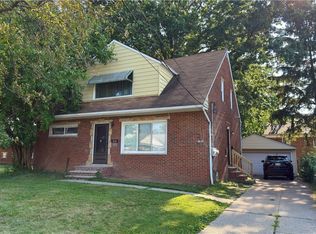 860 E 245th St, Euclid, OH 44123
