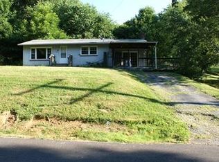 215 Austin St, Independence, VA 24348