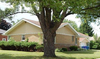 5th image of 796 E 163rd Pl