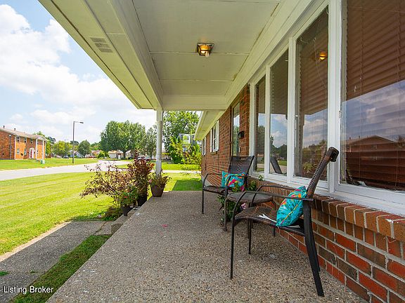 3rd image of 4900 Cawood Dr