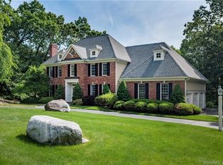 6 James Ct, Avon, CT 06001