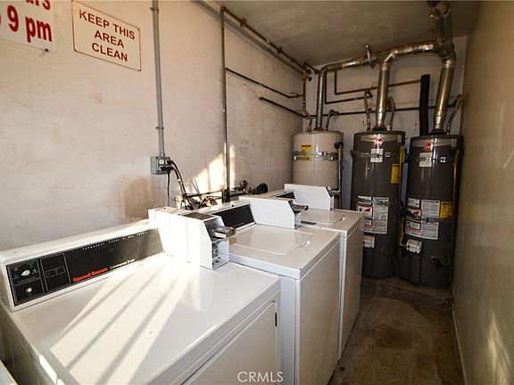 3rd image of 222 N Locust St