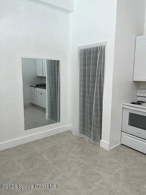 Studio, 1.0 bath, 375 sqft, $1,300 — Photo 3
