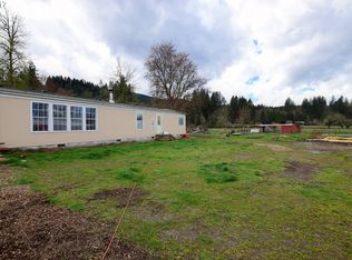 39826 4th Ave, Mill City, OR 97360