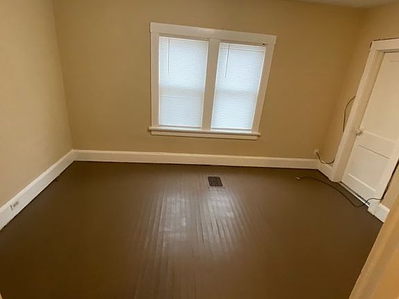 2nd image of 2308 8th St #2