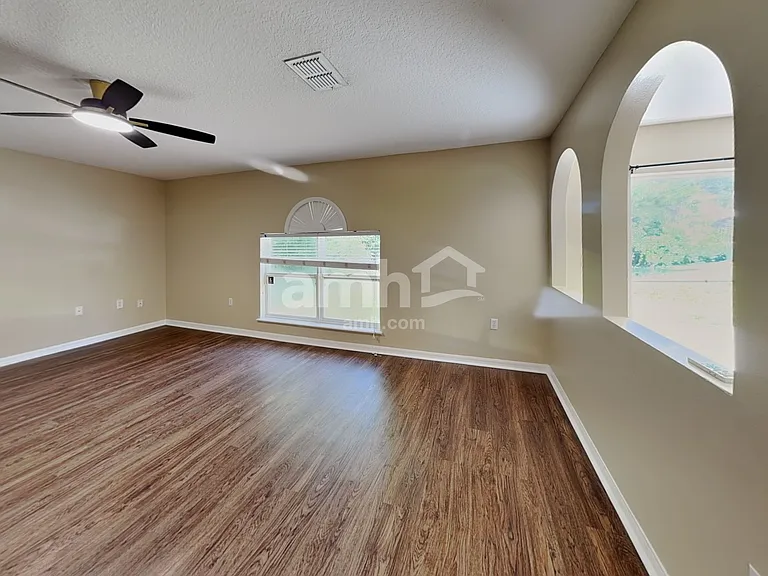 162 Crown Colony Way — Photo 5