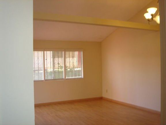 2nd image of 1733 E 16th St APT N
