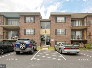12 Cardor Ct APT 102, Nottingham, MD 21236