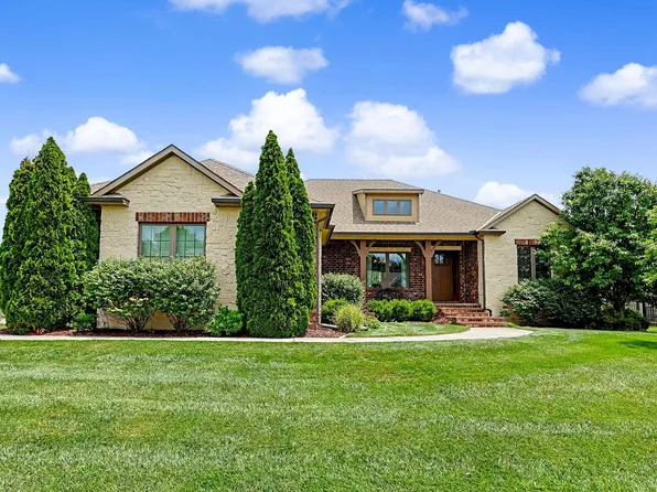 1610 N Graystone St, Wichita, KS 67230