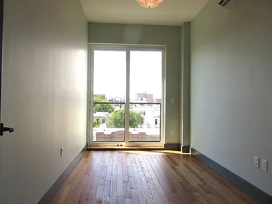 Rented by Rennit Inc. | media 38