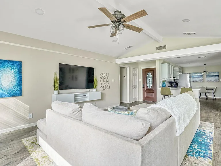 1715 Imperial Crown Dr — Photo 12