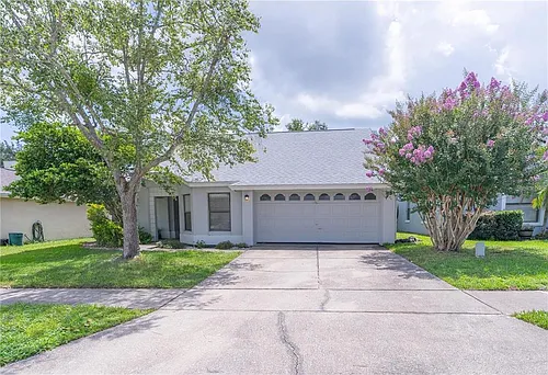 660 Holbrook Cir Photo 1
