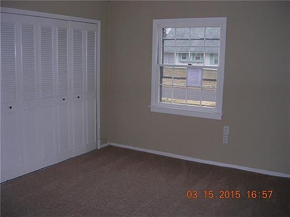 3rd image of 26 Bayberry Ln