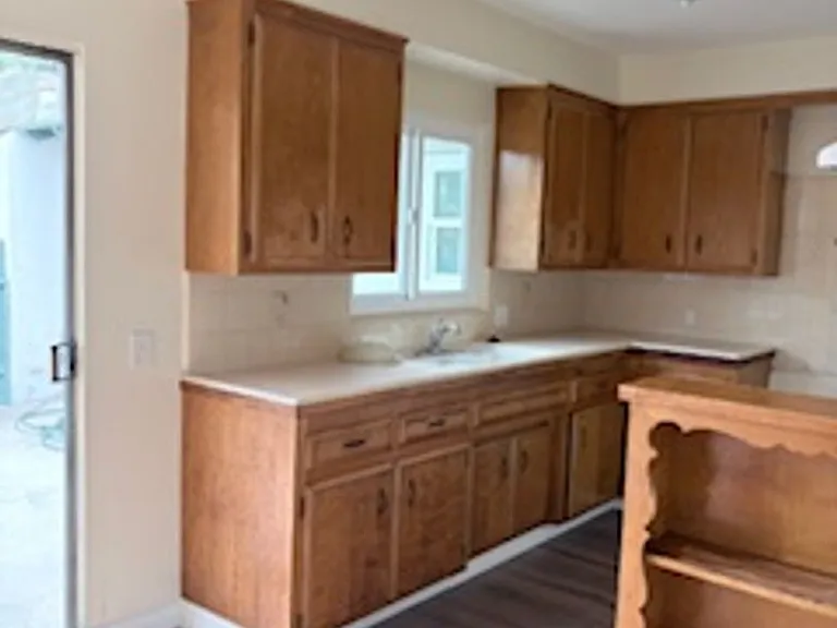 228 E Puente St — Photo 3
