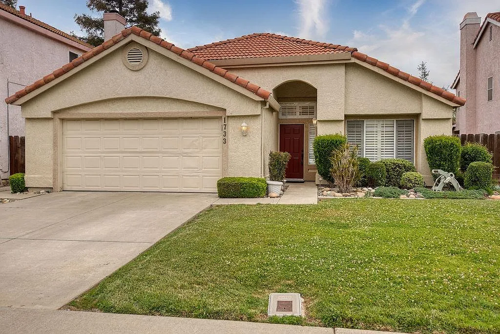 1733 Alum Rock Ct photo 1