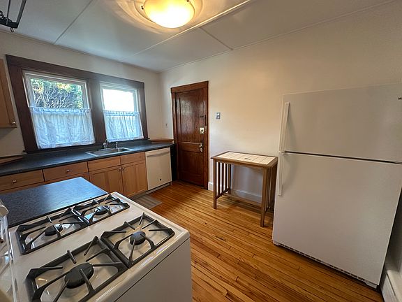4th image of 15 Herbert Rd