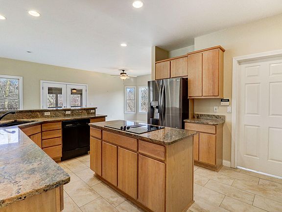 3rd image of 3125 Sussex Ct