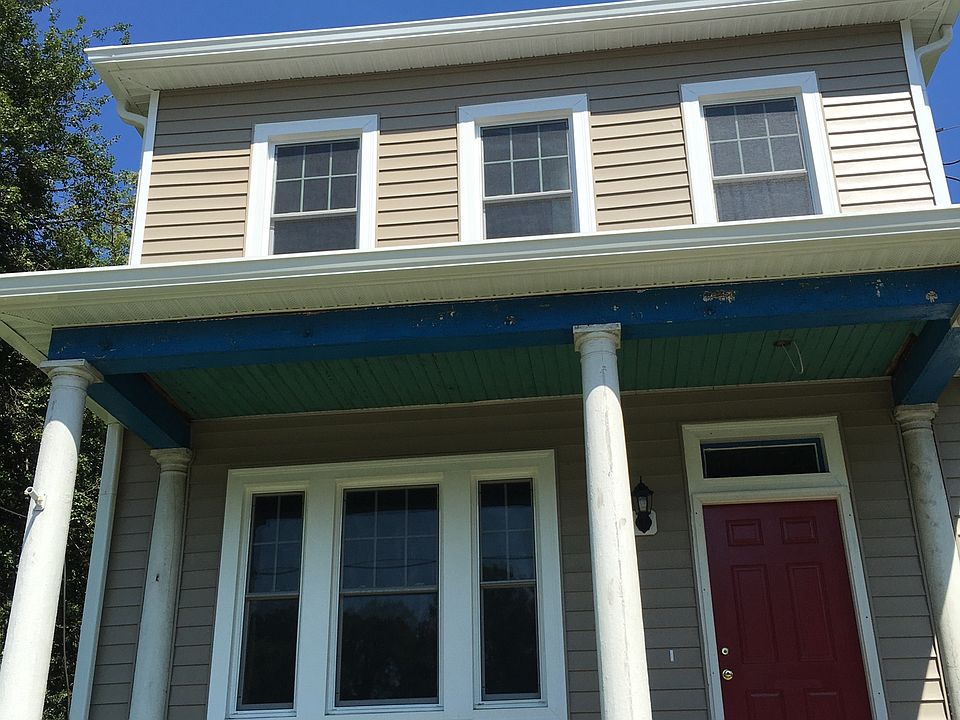 1st image of 2401 Bainbridge St