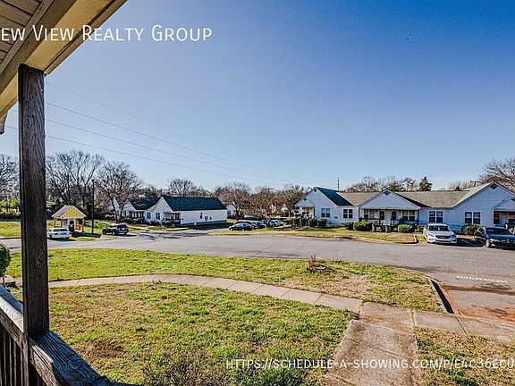 5th image of 233 Hoskins Mill Ln APT G