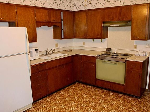 4th image of 514 Jewel Dr