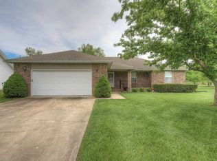 303 Bluebell Ter, Lamar, MO 64759