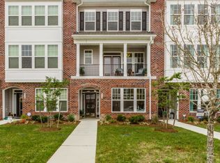 523 Violet Ct, Newport News, VA 23602