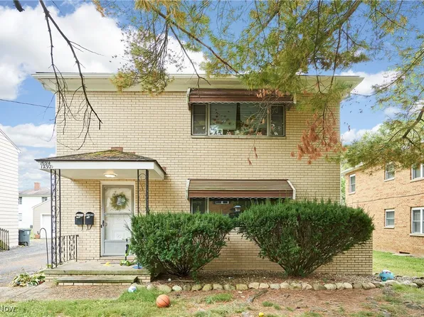 1792 & 1794 Tanglewood Dr, Akron, OH 44313