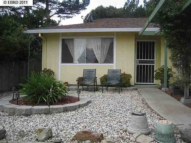 2nd image of 2410 Seville Ct