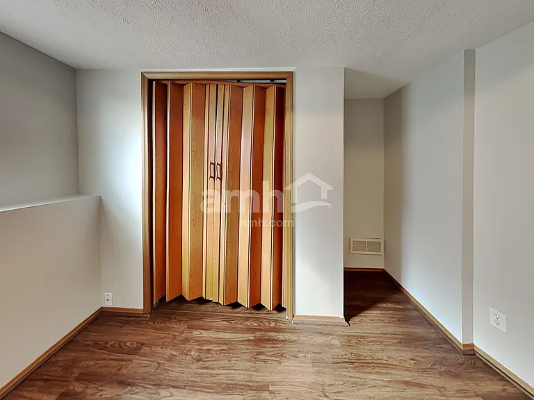 1268 Eds Pl — Photo 17