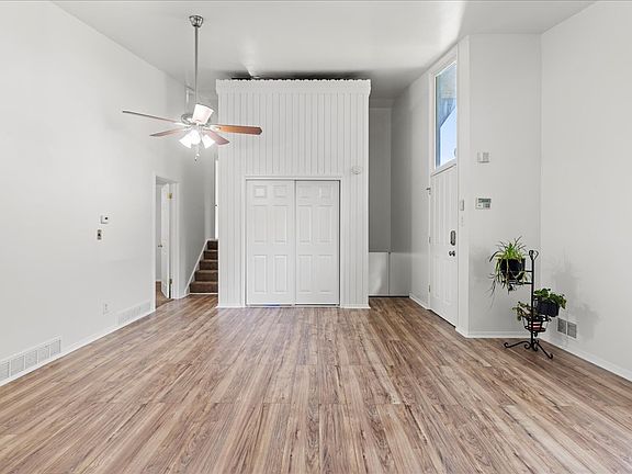 5th image of 8041 Clarkson Ct