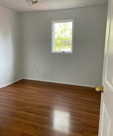 350 N Oak St — Photo 11